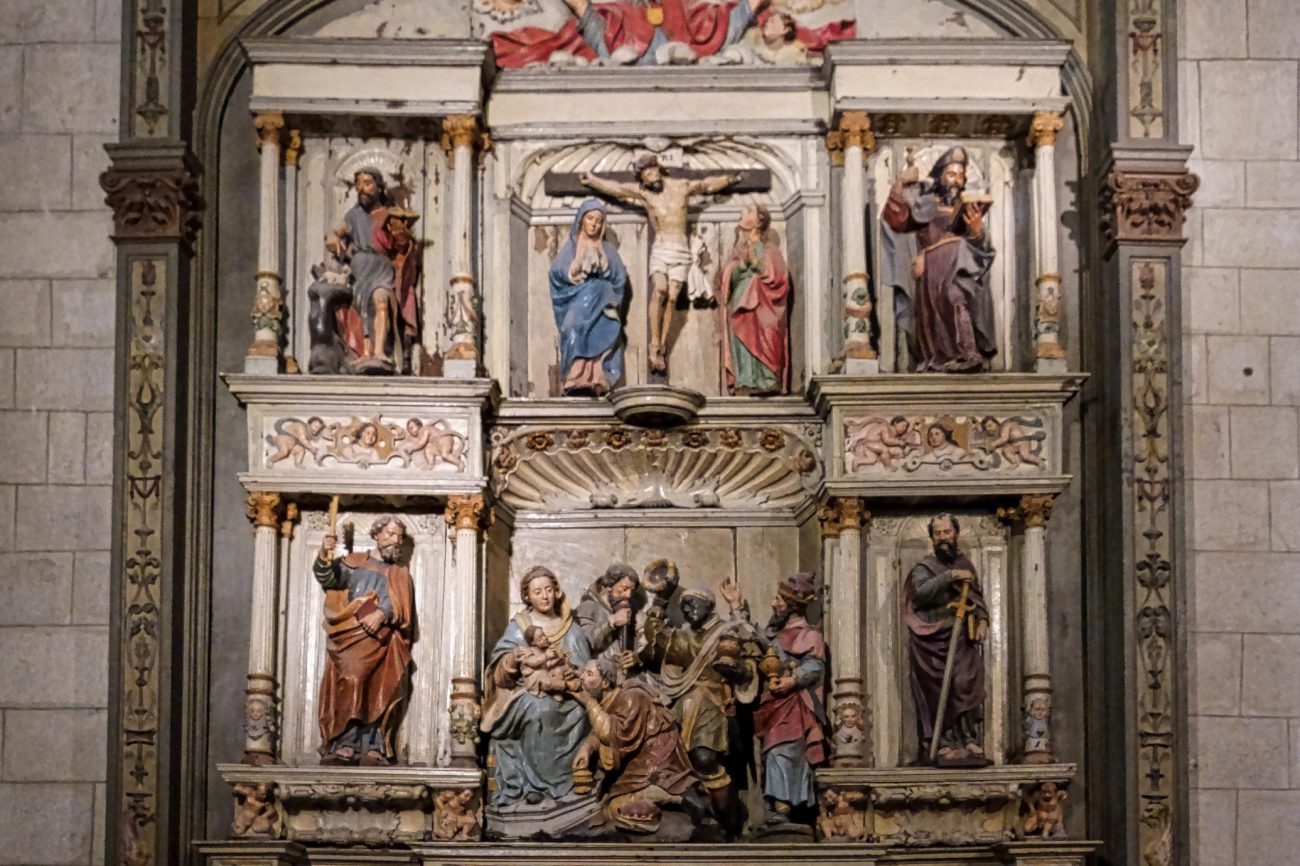 El-retablo-de-los-reyes-de-San-Pedro
